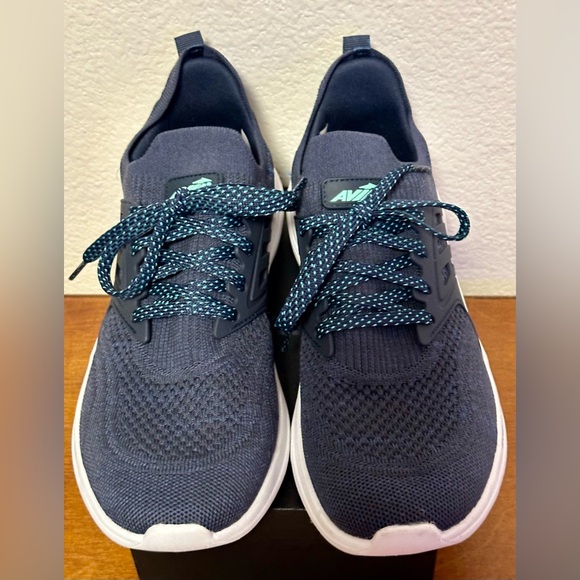 AVIA CAGED SNEAKER NAVY
WOMEN COMFORT RUNNING
LIGHTWEIGHT SHOE NEW NO
BOX Sz 9.5 - Picture 6 of 9